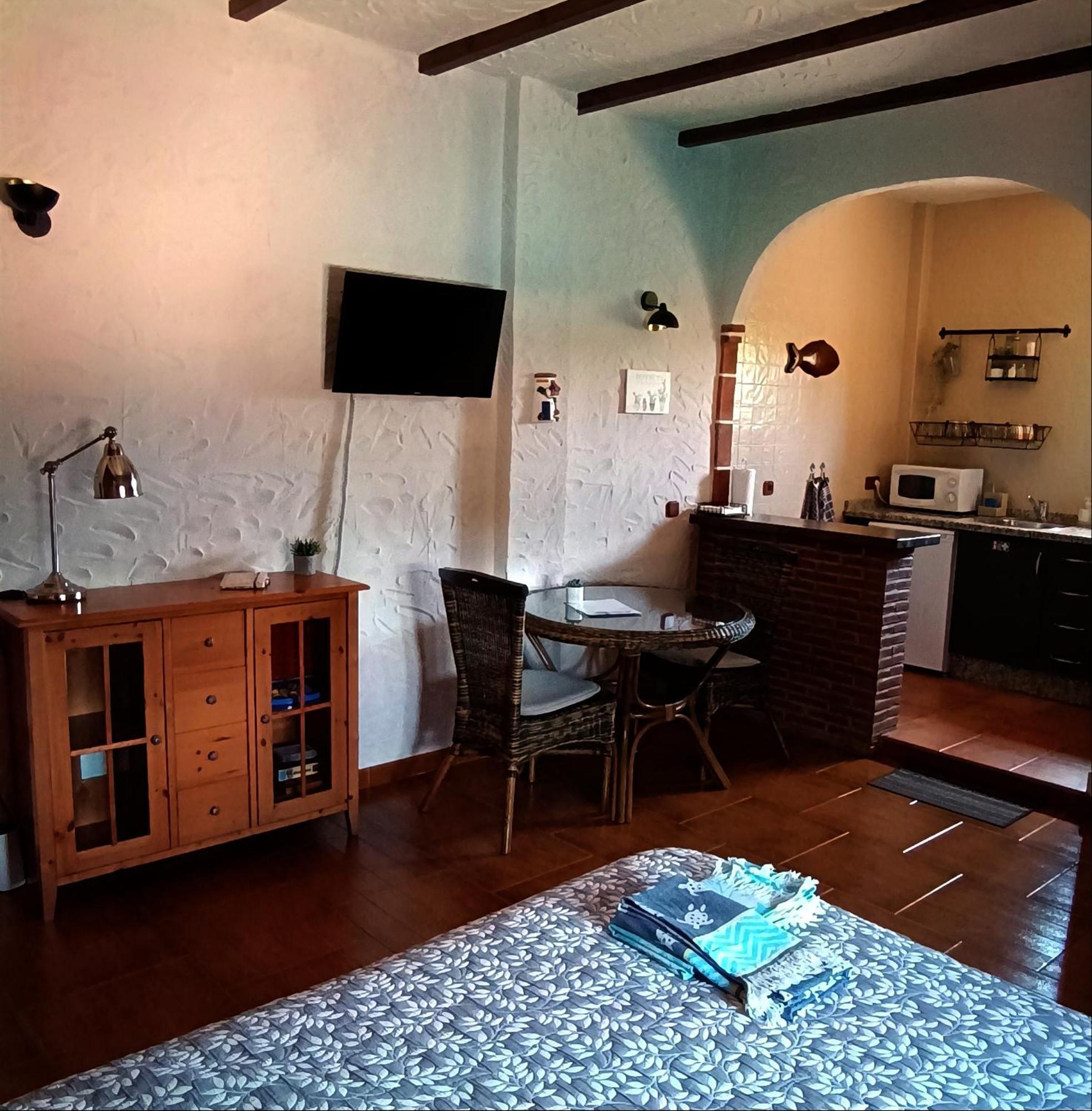 Bed and Breakfast Cortijo Petra Villanueva del Rosario Exterior foto